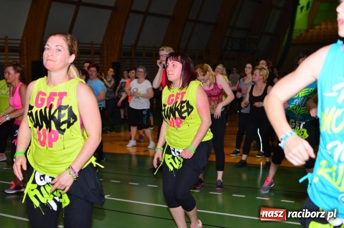 Zdjęcie w galerii na portalu naszraciborz.pl: Be Fit Zumba - wielki maraton w Lubomi wiadomości z regionu