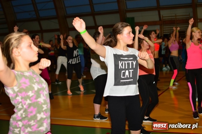 Zdjęcie w galerii na portalu naszraciborz.pl: Be Fit Zumba - wielki maraton w Lubomi wiadomości z regionu