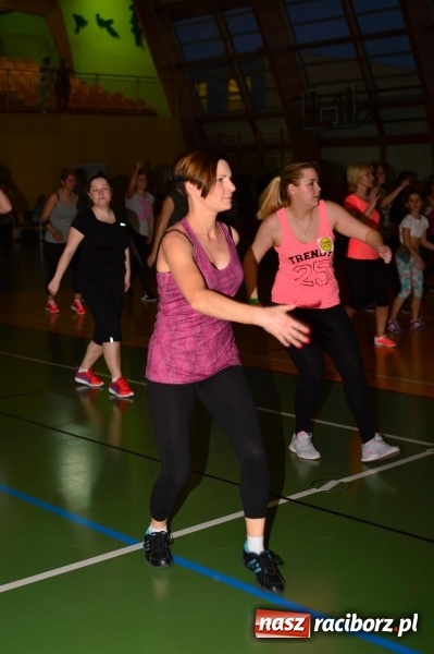 Zdjęcie w galerii na portalu naszraciborz.pl: Be Fit Zumba - wielki maraton w Lubomi wiadomości z regionu