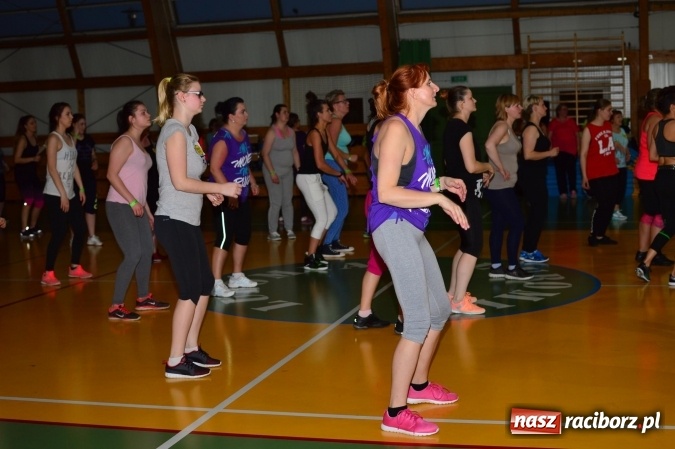 Zdjęcie w galerii na portalu naszraciborz.pl: Be Fit Zumba - wielki maraton w Lubomi wiadomości z regionu