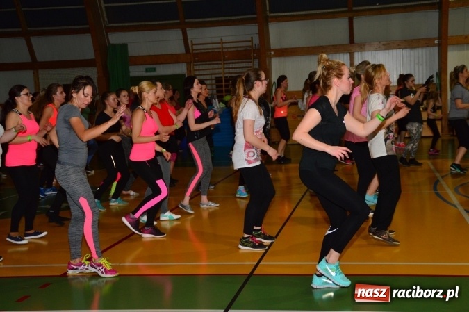Zdjęcie w galerii na portalu naszraciborz.pl: Be Fit Zumba - wielki maraton w Lubomi wiadomości z regionu