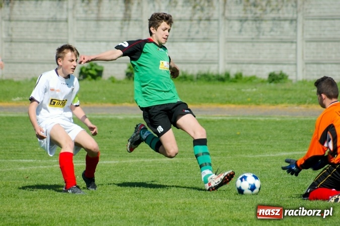 Zdjęcie w galerii na portalu naszraciborz.pl: III liga trampkarzy: LKS Rój górą nad Tworkowem wiadomości z regionu