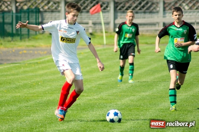 Zdjęcie w galerii na portalu naszraciborz.pl: III liga trampkarzy: LKS Rój górą nad Tworkowem wiadomości z regionu