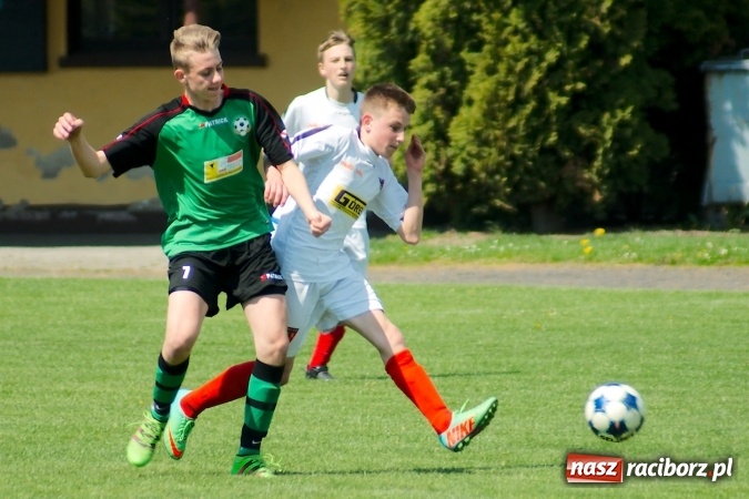 Zdjęcie w galerii na portalu naszraciborz.pl: III liga trampkarzy: LKS Rój górą nad Tworkowem wiadomości z regionu