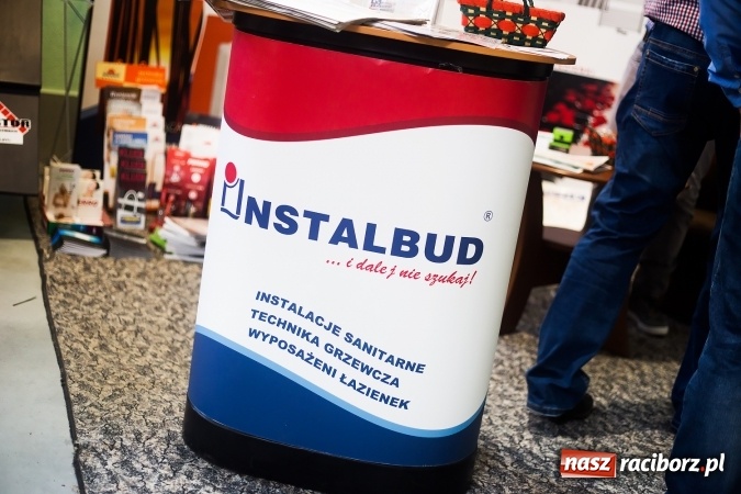 Zdjęcie w galerii na portalu naszraciborz.pl: Zespół Skaner na zakończenie pierwszego dnia targów w Pietrowicach Wielkich wiadomości z regionu