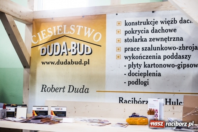 Zdjęcie w galerii na portalu naszraciborz.pl: Zespół Skaner na zakończenie pierwszego dnia targów w Pietrowicach Wielkich wiadomości z regionu