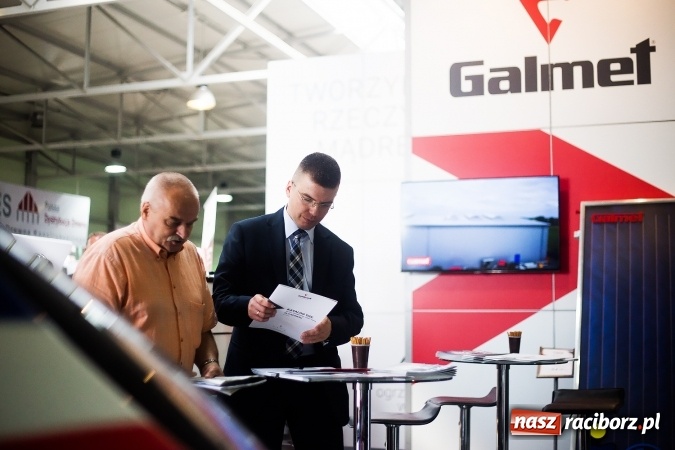 Zdjęcie w galerii na portalu naszraciborz.pl: Zespół Skaner na zakończenie pierwszego dnia targów w Pietrowicach Wielkich wiadomości z regionu