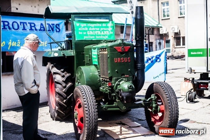 Zdjęcie w galerii na portalu naszraciborz.pl: Zespół Skaner na zakończenie pierwszego dnia targów w Pietrowicach Wielkich wiadomości z regionu