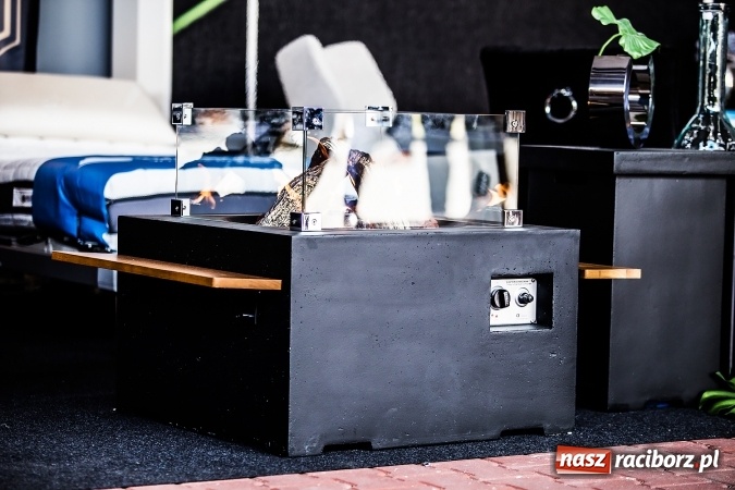 Zdjęcie w galerii na portalu naszraciborz.pl: Zespół Skaner na zakończenie pierwszego dnia targów w Pietrowicach Wielkich wiadomości z regionu