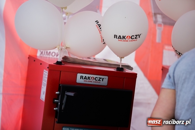 Zdjęcie w galerii na portalu naszraciborz.pl: Zespół Skaner na zakończenie pierwszego dnia targów w Pietrowicach Wielkich wiadomości z regionu