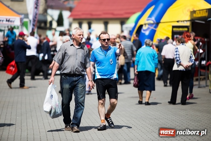 Zdjęcie w galerii na portalu naszraciborz.pl: Zespół Skaner na zakończenie pierwszego dnia targów w Pietrowicach Wielkich wiadomości z regionu