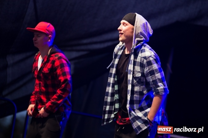 Zdjęcie w galerii na portalu naszraciborz.pl: Zespół Skaner na zakończenie pierwszego dnia targów w Pietrowicach Wielkich wiadomości z regionu