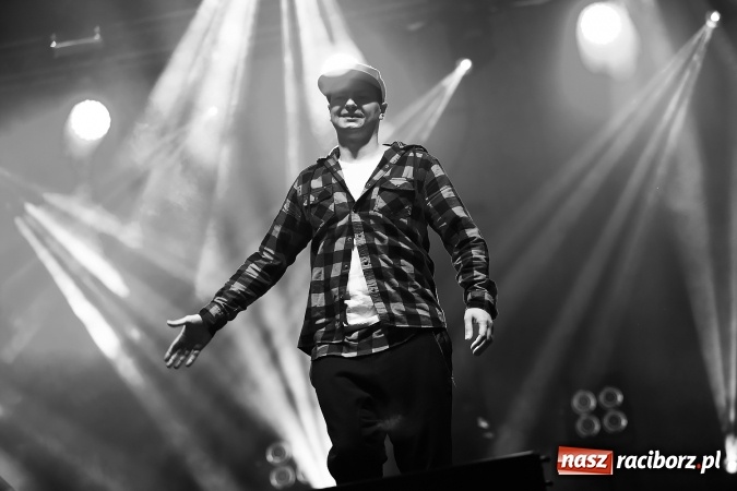 Zdjęcie w galerii na portalu naszraciborz.pl: Zespół Skaner na zakończenie pierwszego dnia targów w Pietrowicach Wielkich wiadomości z regionu