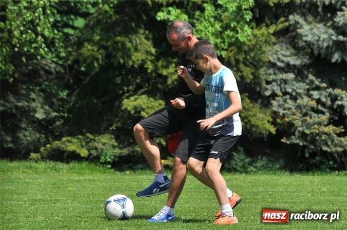 Zdjęcie w galerii na portalu naszraciborz.pl: Piłkarki z Gamowa bliskie sprawienia niespodzianki wiadomości z regionu