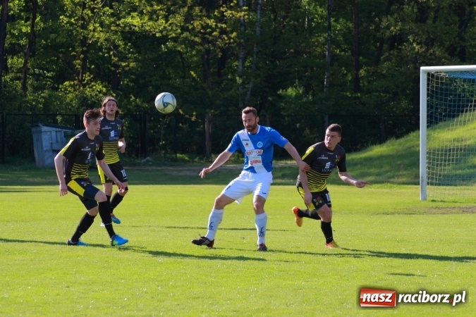 Zdjęcie w galerii na portalu naszraciborz.pl: LKS Krzyżanowice nie sprostał wiceliderowi wiadomości z regionu