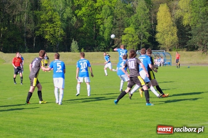 Zdjęcie w galerii na portalu naszraciborz.pl: LKS Krzyżanowice nie sprostał wiceliderowi wiadomości z regionu