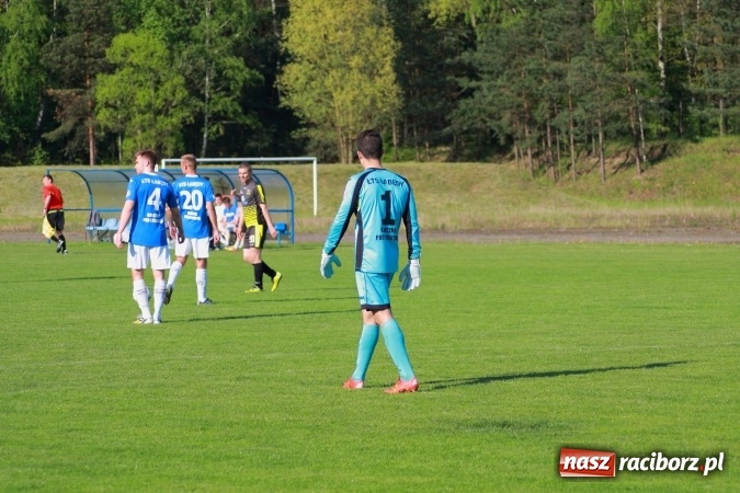 Zdjęcie w galerii na portalu naszraciborz.pl: LKS Krzyżanowice nie sprostał wiceliderowi wiadomości z regionu