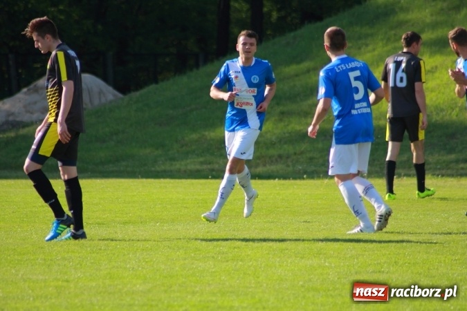 Zdjęcie w galerii na portalu naszraciborz.pl: LKS Krzyżanowice nie sprostał wiceliderowi wiadomości z regionu