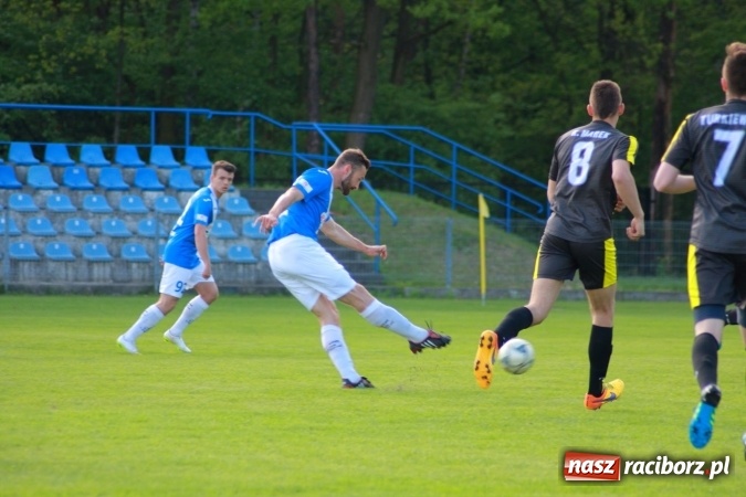 Zdjęcie w galerii na portalu naszraciborz.pl: LKS Krzyżanowice nie sprostał wiceliderowi wiadomości z regionu