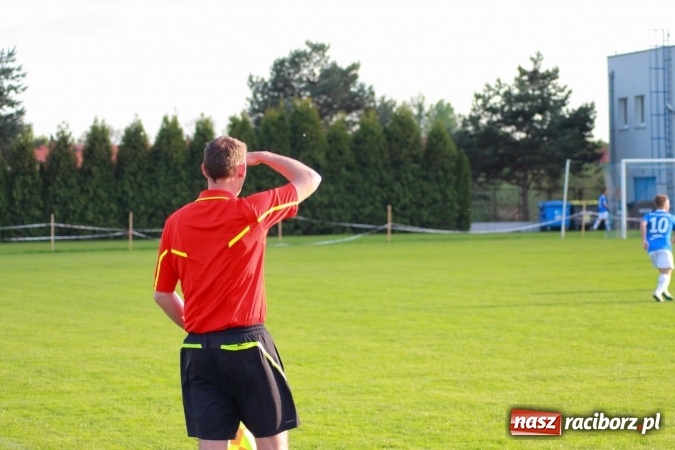 Zdjęcie w galerii na portalu naszraciborz.pl: LKS Krzyżanowice nie sprostał wiceliderowi wiadomości z regionu