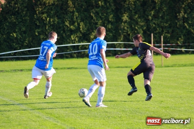 Zdjęcie w galerii na portalu naszraciborz.pl: LKS Krzyżanowice nie sprostał wiceliderowi wiadomości z regionu