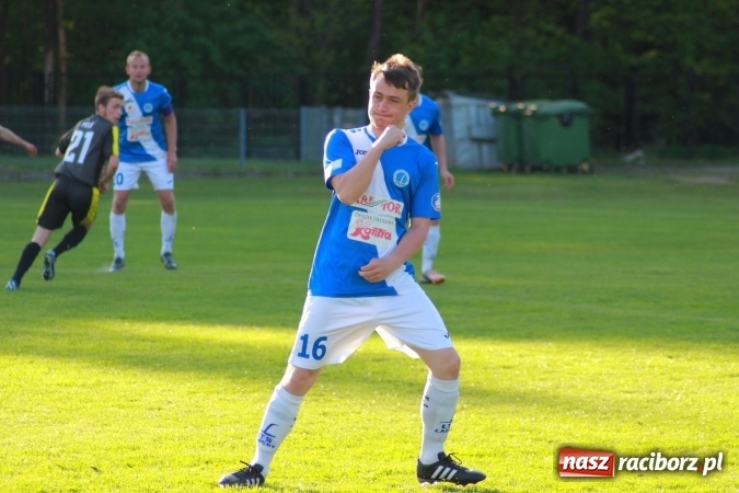 Zdjęcie w galerii na portalu naszraciborz.pl: LKS Krzyżanowice nie sprostał wiceliderowi wiadomości z regionu