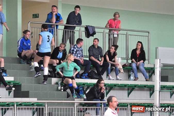 Zdjęcie w galerii na portalu naszraciborz.pl: XIX sezon Raciborskiej Ligi Piłki Siatkowej za nami. Nowiny i KKS Rybnik najlepsze wiadomości z regionu