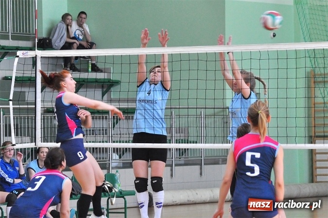 Zdjęcie w galerii na portalu naszraciborz.pl: XIX sezon Raciborskiej Ligi Piłki Siatkowej za nami. Nowiny i KKS Rybnik najlepsze wiadomości z regionu
