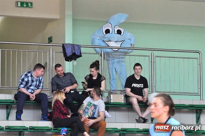 Zdjęcie w galerii na portalu naszraciborz.pl: XIX sezon Raciborskiej Ligi Piłki Siatkowej za nami. Nowiny i KKS Rybnik najlepsze wiadomości z regionu