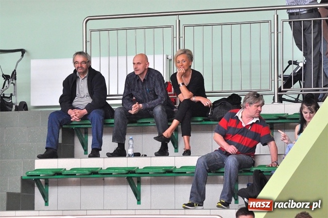 Zdjęcie w galerii na portalu naszraciborz.pl: XIX sezon Raciborskiej Ligi Piłki Siatkowej za nami. Nowiny i KKS Rybnik najlepsze wiadomości z regionu