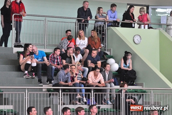 Zdjęcie w galerii na portalu naszraciborz.pl: XIX sezon Raciborskiej Ligi Piłki Siatkowej za nami. Nowiny i KKS Rybnik najlepsze wiadomości z regionu