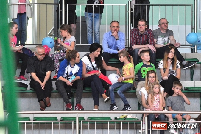 Zdjęcie w galerii na portalu naszraciborz.pl: XIX sezon Raciborskiej Ligi Piłki Siatkowej za nami. Nowiny i KKS Rybnik najlepsze wiadomości z regionu