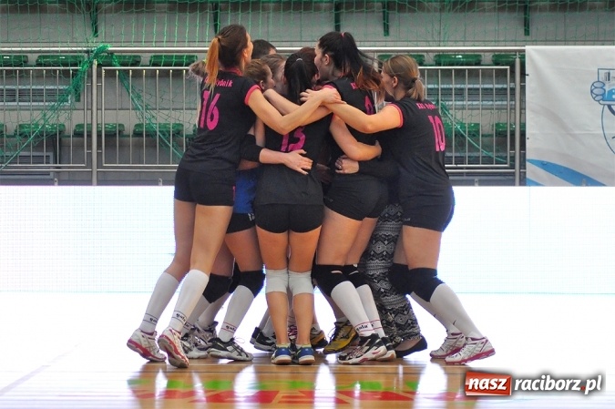 Zdjęcie w galerii na portalu naszraciborz.pl: XIX sezon Raciborskiej Ligi Piłki Siatkowej za nami. Nowiny i KKS Rybnik najlepsze wiadomości z regionu
