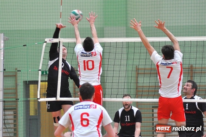 Zdjęcie w galerii na portalu naszraciborz.pl: XIX sezon Raciborskiej Ligi Piłki Siatkowej za nami. Nowiny i KKS Rybnik najlepsze wiadomości z regionu