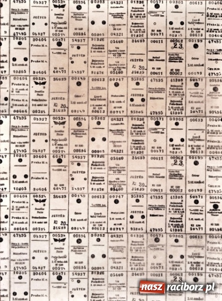 Zdjęcie w galerii na portalu naszraciborz.pl: Pociągi pod specjalnym nadzorem. Karolina Stanieczek w Galerii OBOK wiadomości z regionu
