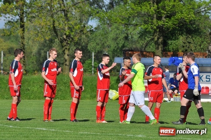 Zdjęcie w galerii na portalu naszraciborz.pl: Rafako uległo Zameczkowi z Czernicy wiadomości z regionu