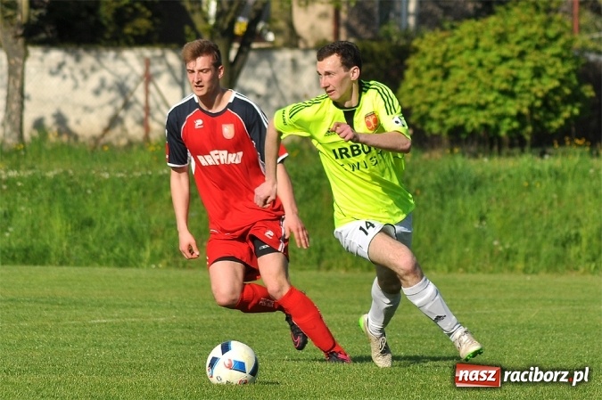 Zdjęcie w galerii na portalu naszraciborz.pl: Rafako uległo Zameczkowi z Czernicy wiadomości z regionu