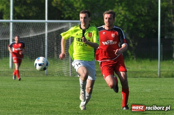 Zdjęcie w galerii na portalu naszraciborz.pl: Rafako uległo Zameczkowi z Czernicy wiadomości z regionu