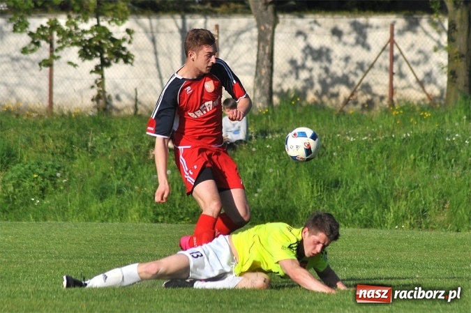 Zdjęcie w galerii na portalu naszraciborz.pl: Rafako uległo Zameczkowi z Czernicy wiadomości z regionu