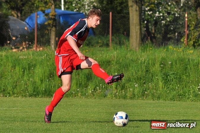 Zdjęcie w galerii na portalu naszraciborz.pl: Rafako uległo Zameczkowi z Czernicy wiadomości z regionu