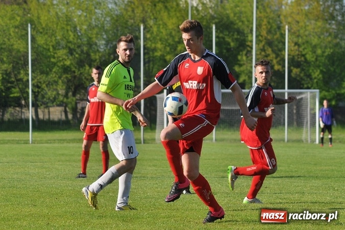 Zdjęcie w galerii na portalu naszraciborz.pl: Rafako uległo Zameczkowi z Czernicy wiadomości z regionu