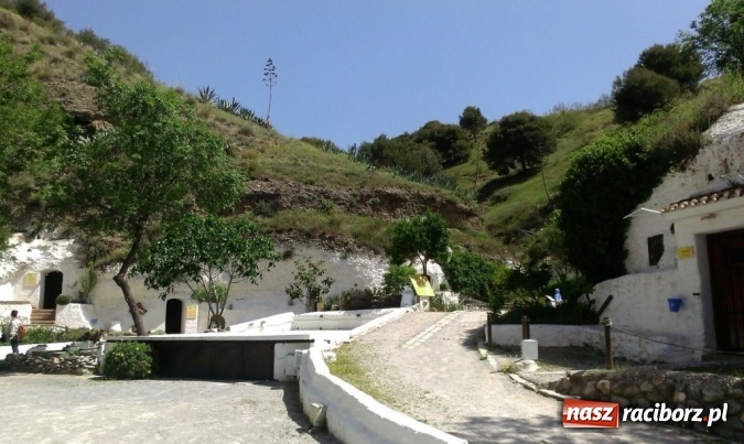 Zdjęcie w galerii na portalu naszraciborz.pl: Technicy hotelarstwa i obsługi turystycznej CKZiU nr 1 na praktykach w Hiszpanii  wiadomości z regionu