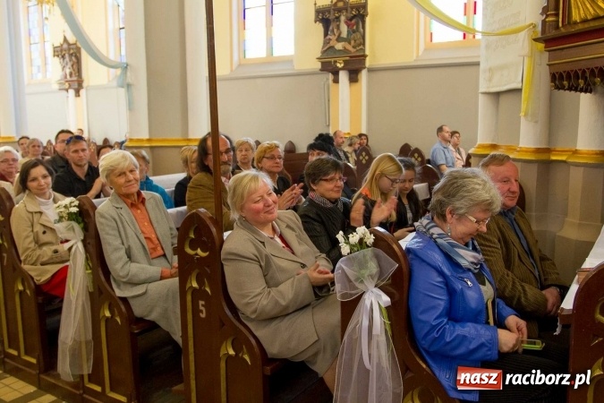 Zdjęcie w galerii na portalu naszraciborz.pl: Bandurzystki ze Lwowa zagrały dziś u św. Jana na Ostrogu wiadomości z regionu