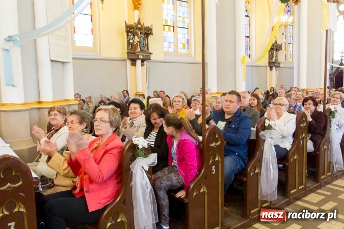 Zdjęcie w galerii na portalu naszraciborz.pl: Bandurzystki ze Lwowa zagrały dziś u św. Jana na Ostrogu wiadomości z regionu