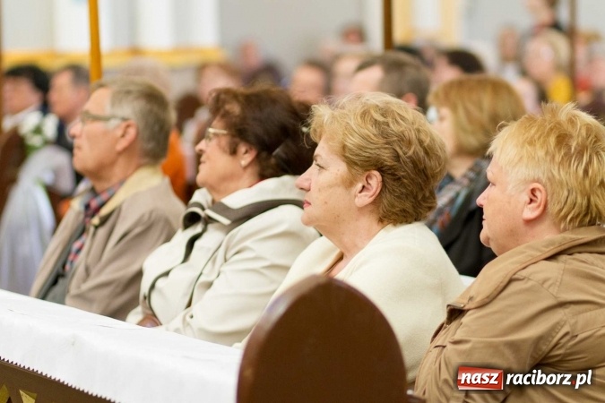 Zdjęcie w galerii na portalu naszraciborz.pl: Bandurzystki ze Lwowa zagrały dziś u św. Jana na Ostrogu wiadomości z regionu