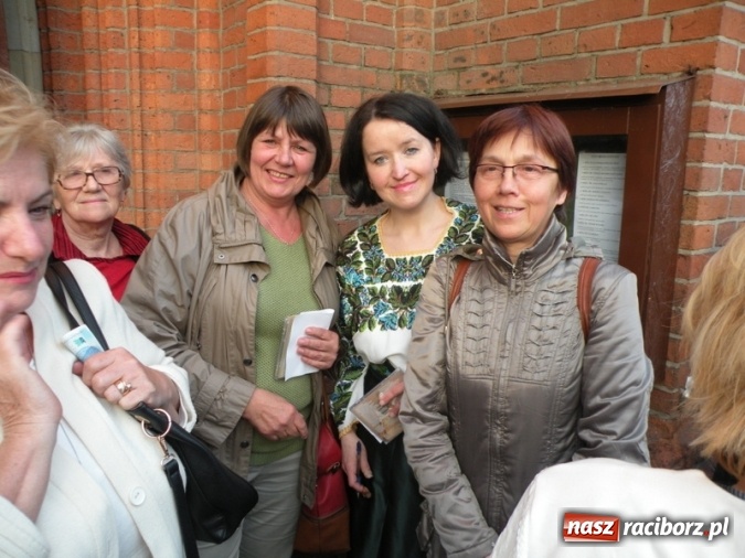 Zdjęcie w galerii na portalu naszraciborz.pl: Bandurzystki ze Lwowa zagrały dziś u św. Jana na Ostrogu wiadomości z regionu