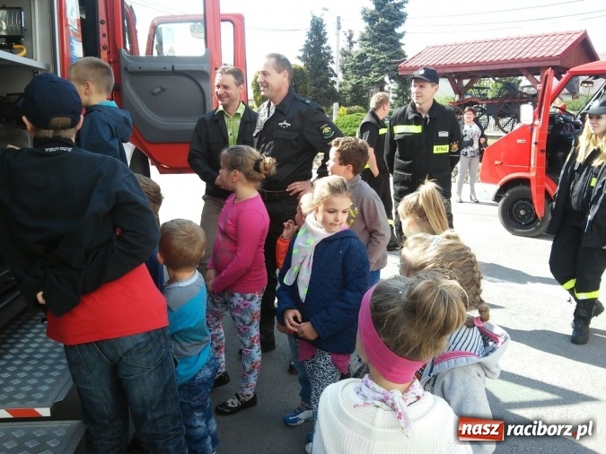 Zdjęcie w galerii na portalu naszraciborz.pl: Ochotnicy z Siedlisk zorganizowali dzień otwarty dla mieszkańców wiadomości z regionu