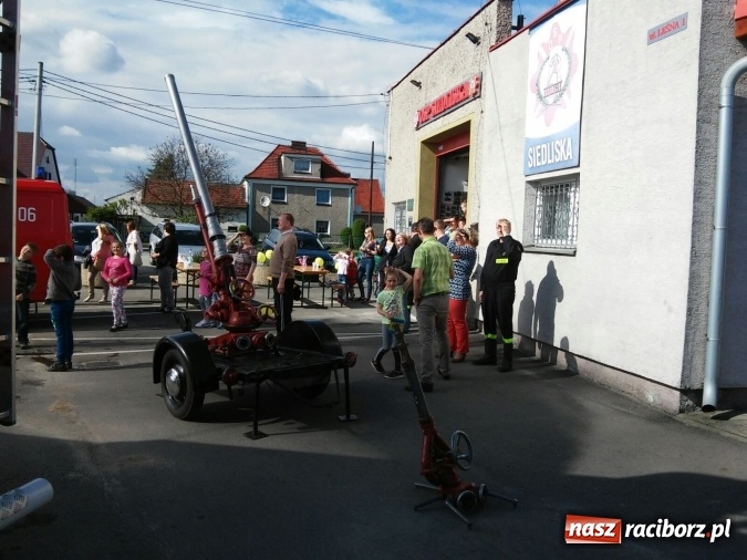 Zdjęcie w galerii na portalu naszraciborz.pl: Ochotnicy z Siedlisk zorganizowali dzień otwarty dla mieszkańców wiadomości z regionu