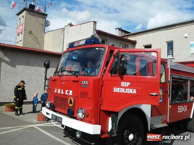 Zdjęcie w galerii na portalu naszraciborz.pl: Ochotnicy z Siedlisk zorganizowali dzień otwarty dla mieszkańców wiadomości z regionu