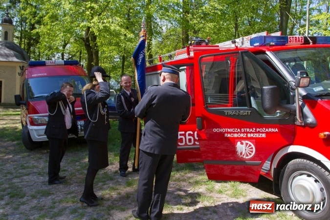 Zdjęcie w galerii na portalu naszraciborz.pl: Strażacy ze Śląska i Opolszczyzny pielgrzymowali do św. Anny  wiadomości z regionu